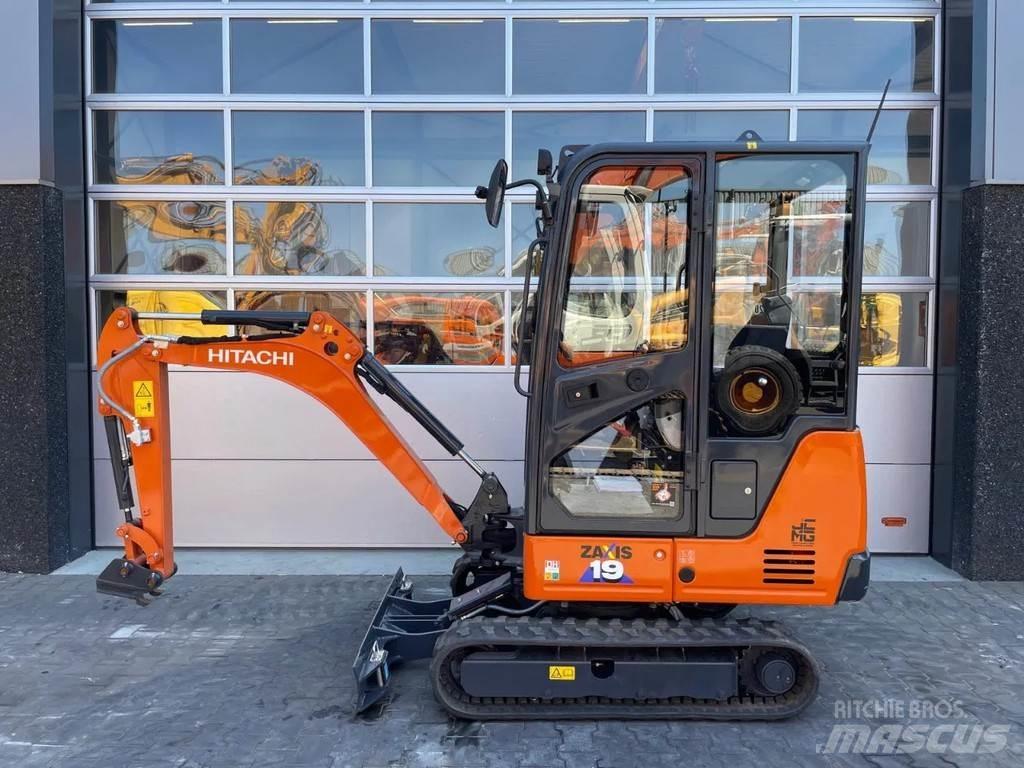 Hitachi ZX19-6 Mini rýpadlá < 7t