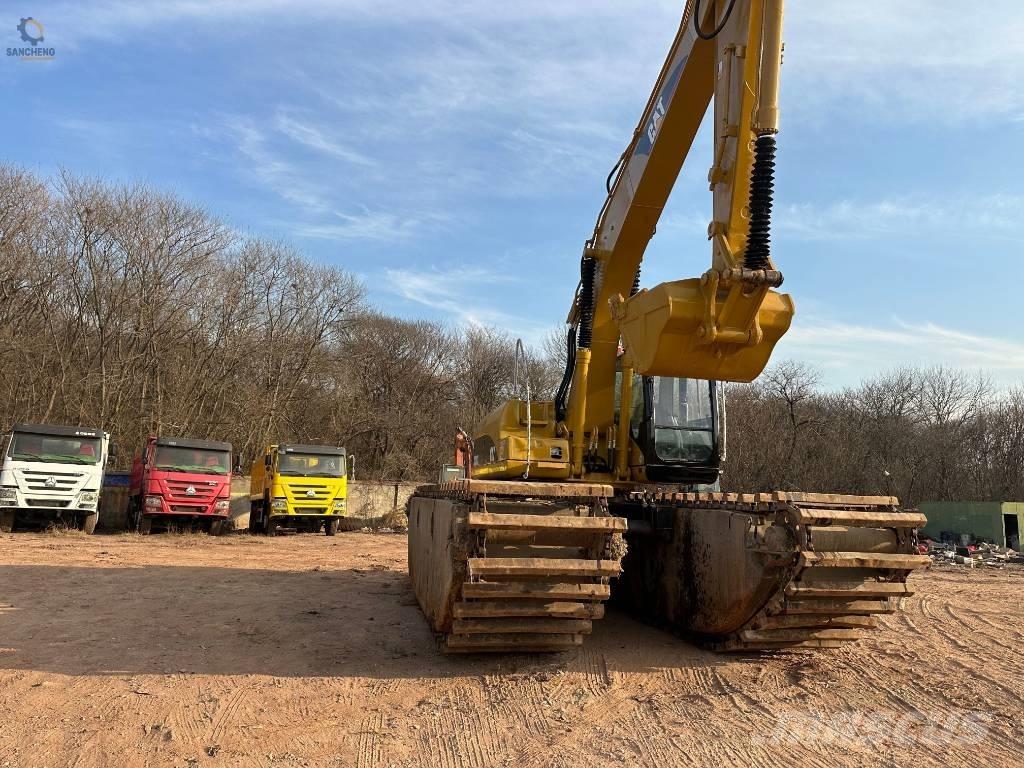 CAT 320 C L Obojživelná rýpadlá