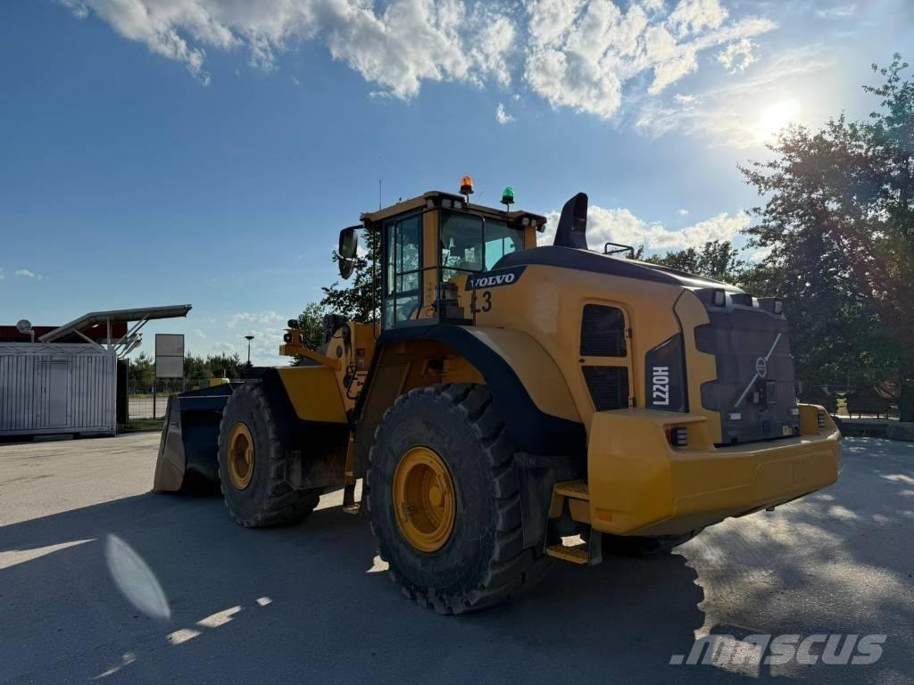 Volvo L 220 H Kolesové nakladače