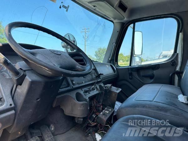 Freightliner M2 Smetiarske vozidlá
