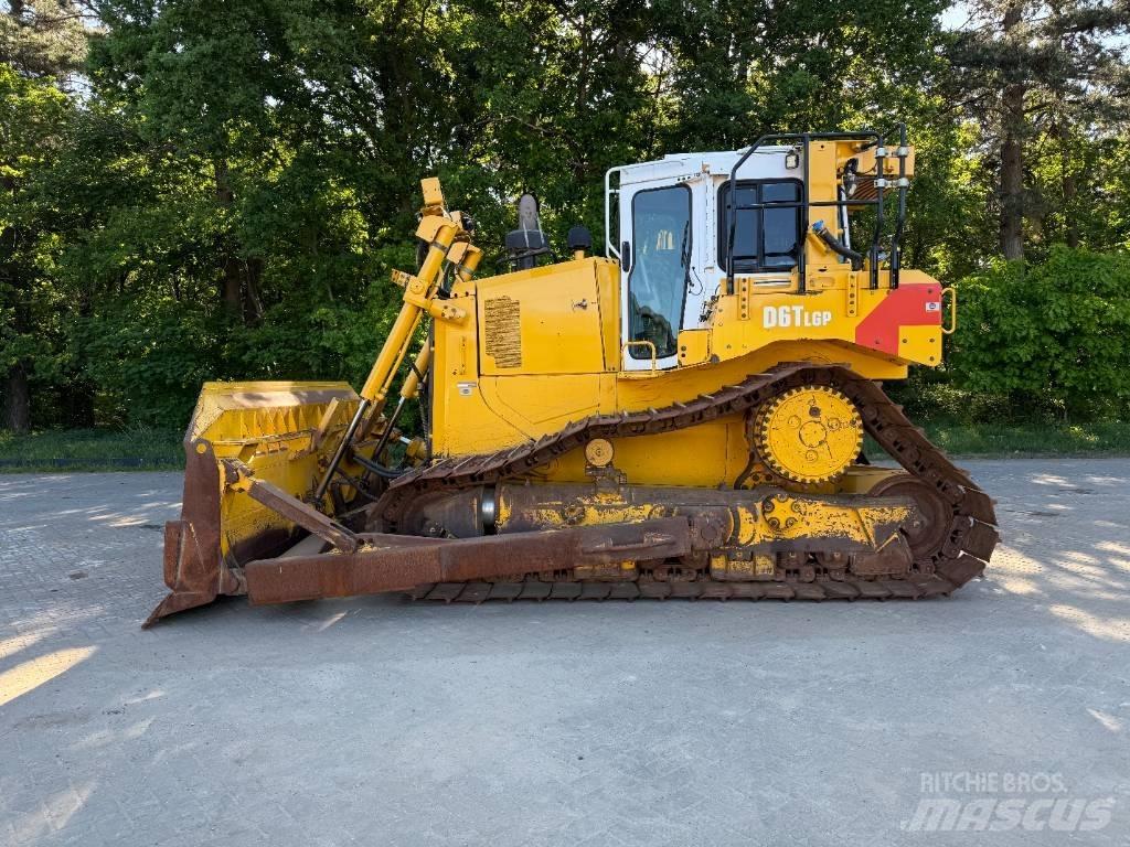 CAT D 6 T LGP Pásové dozéry