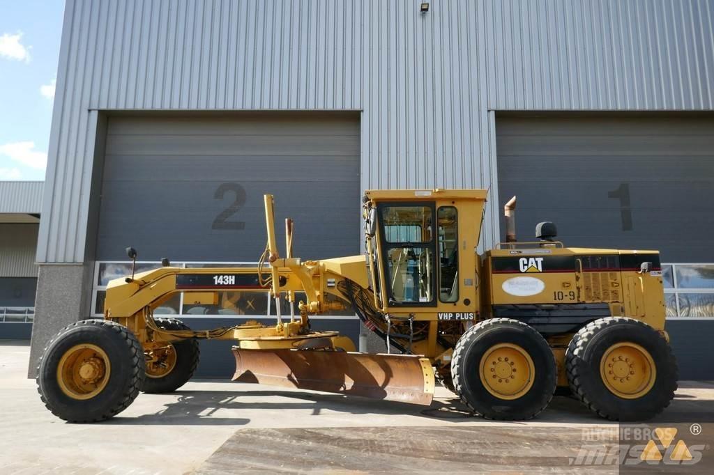 CAT 143H Grejdery