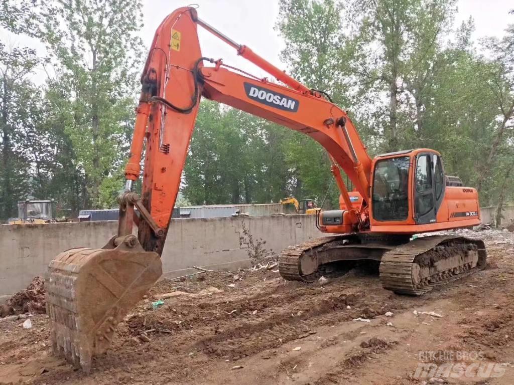 Doosan DX 300 LC Pásové rýpadlá