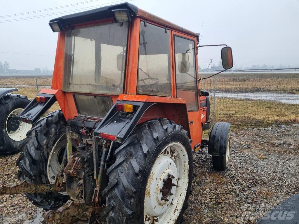 Valmet 505 Traktory