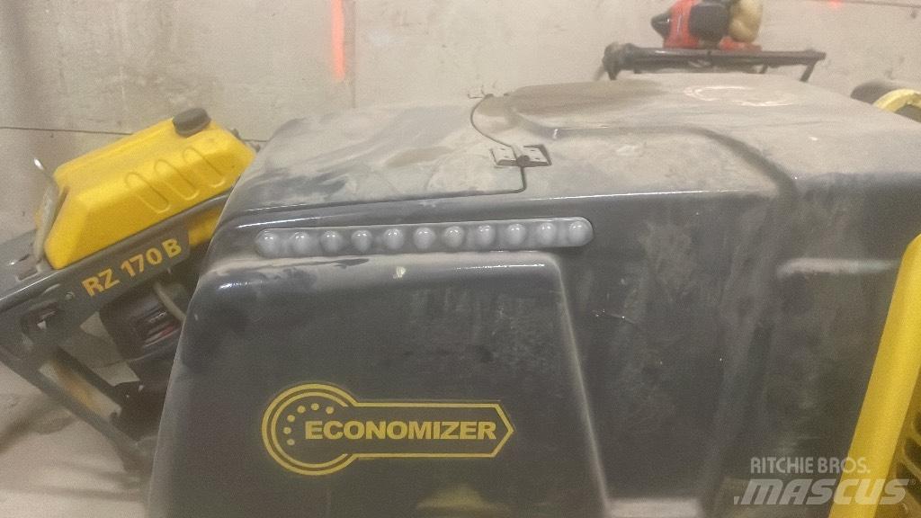 Bomag Bmg8500 Ťahačové valce