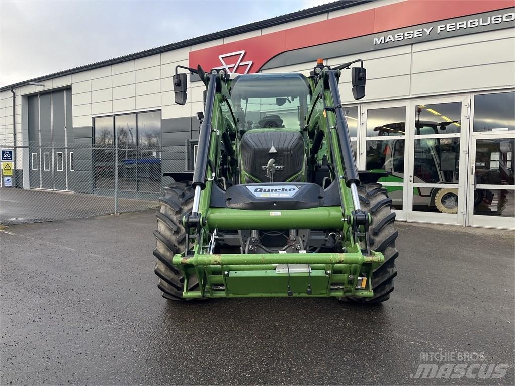 Fendt 716 Vario Traktory