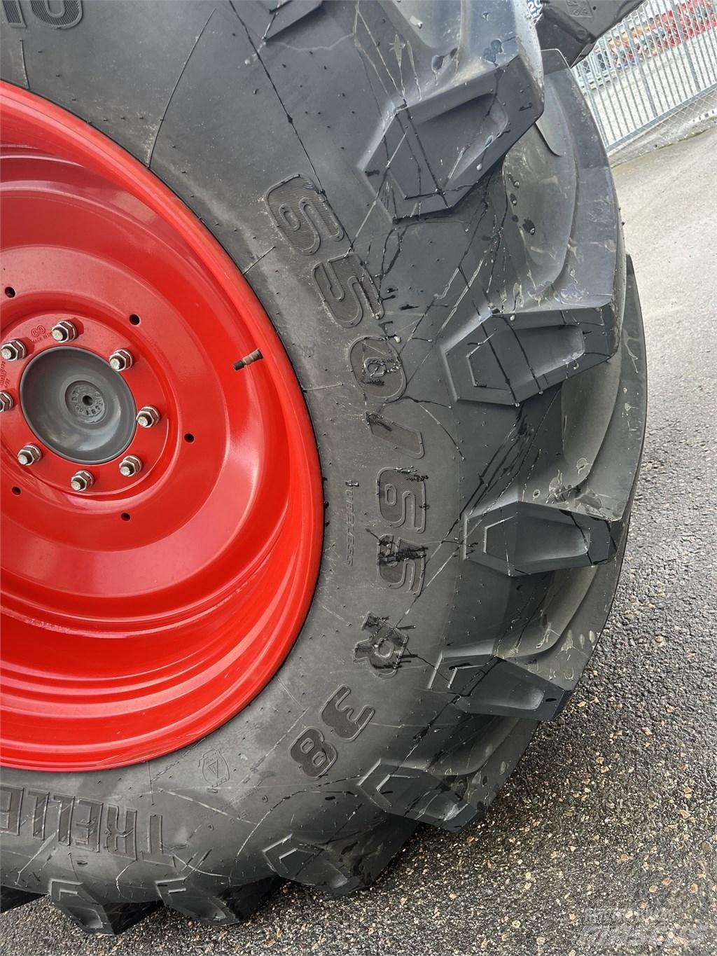 Fendt 716 Vario Traktory