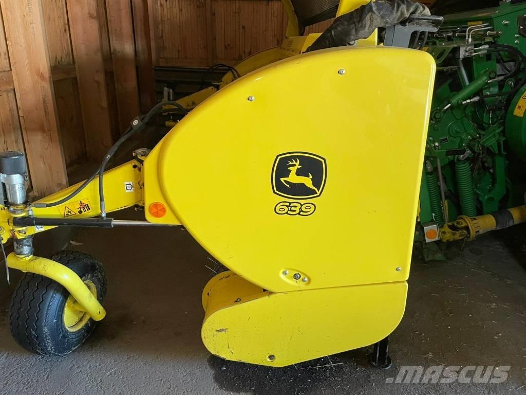 John Deere 8300 Samochodné kosačky