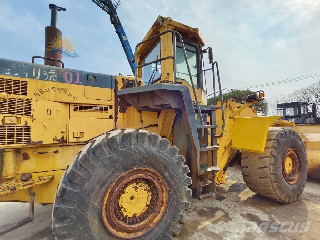 Komatsu WA 500-3 Kolesové nakladače