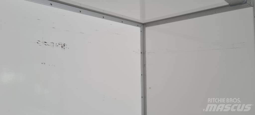HFR SKAB KK18 Chladiarenské prívesy