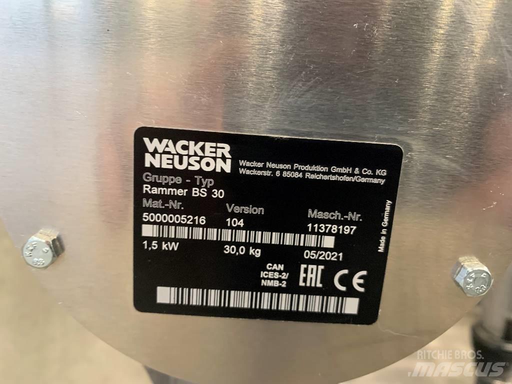 Wacker Neuson BS 30 Vibračné zhutňovače