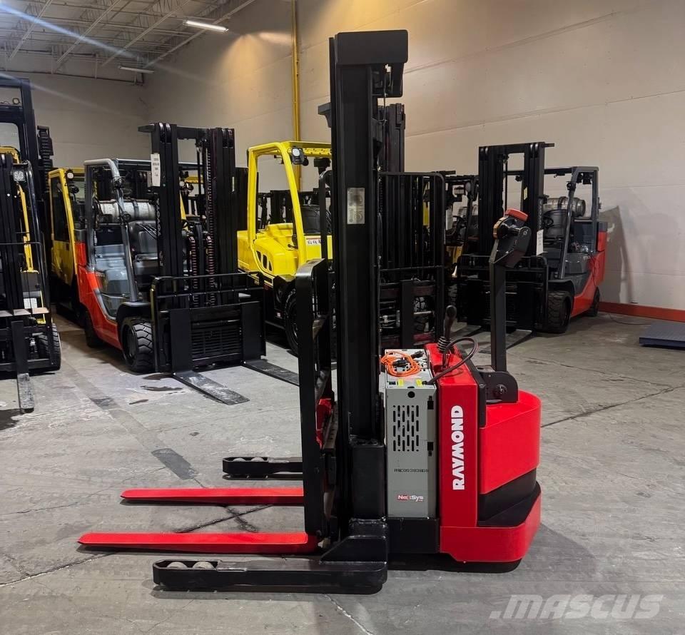 Raymond RSS40 Samohybné vozíky