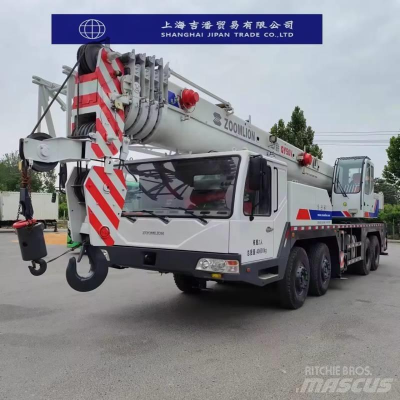 Zoomlion QY50V Univerzálne terénne žeriavy