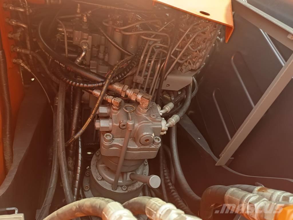 Hitachi ZX 120 Pásové rýpadlá