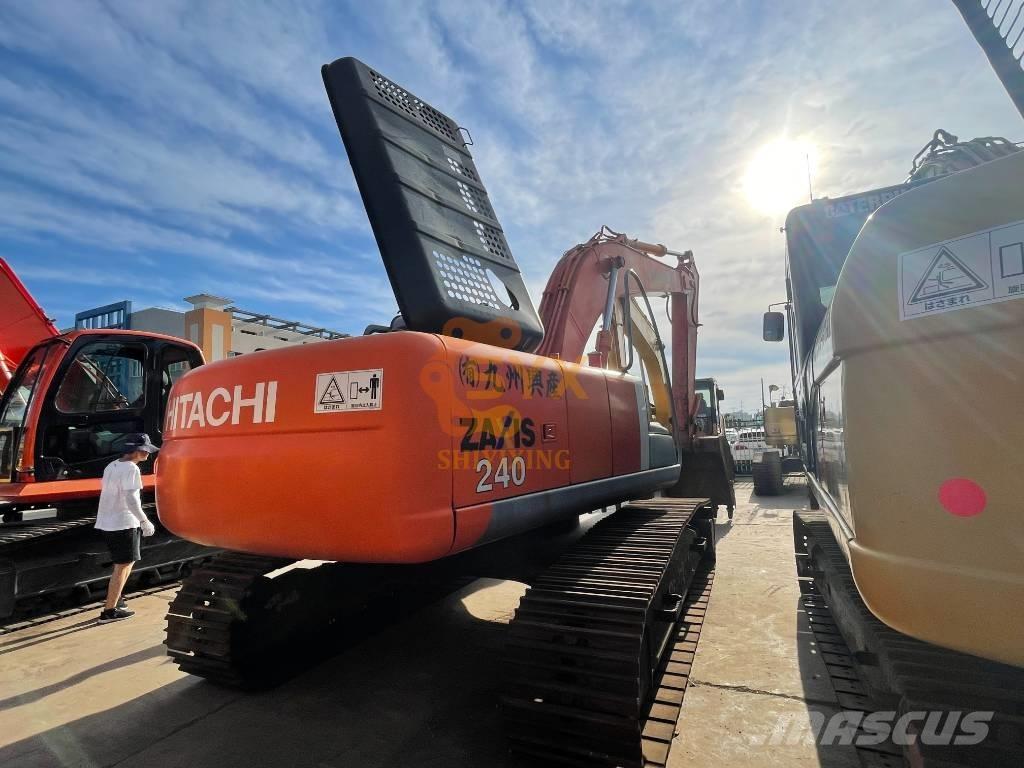 Hitachi ZX 240 Pásové rýpadlá