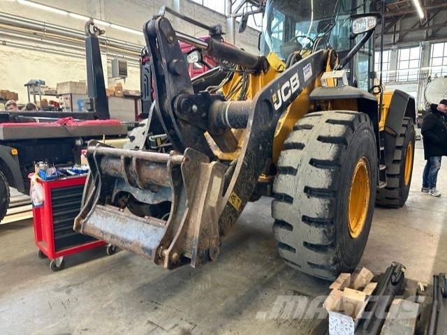 JCB 427 ZX T4 Rýpadlo-nakladače