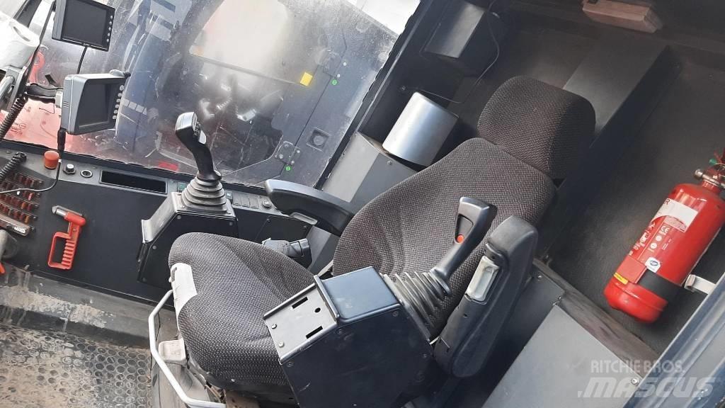 Ahwi PRINOTH RT400 Lesné mulčovače