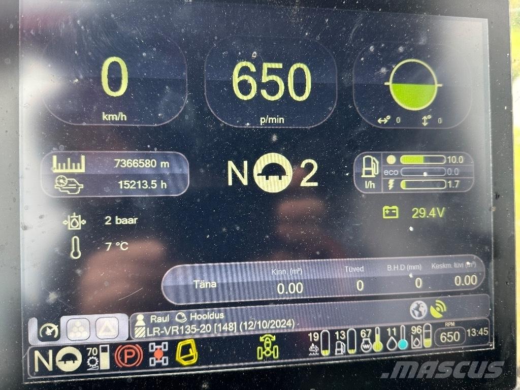 Komatsu 951 Harvestory