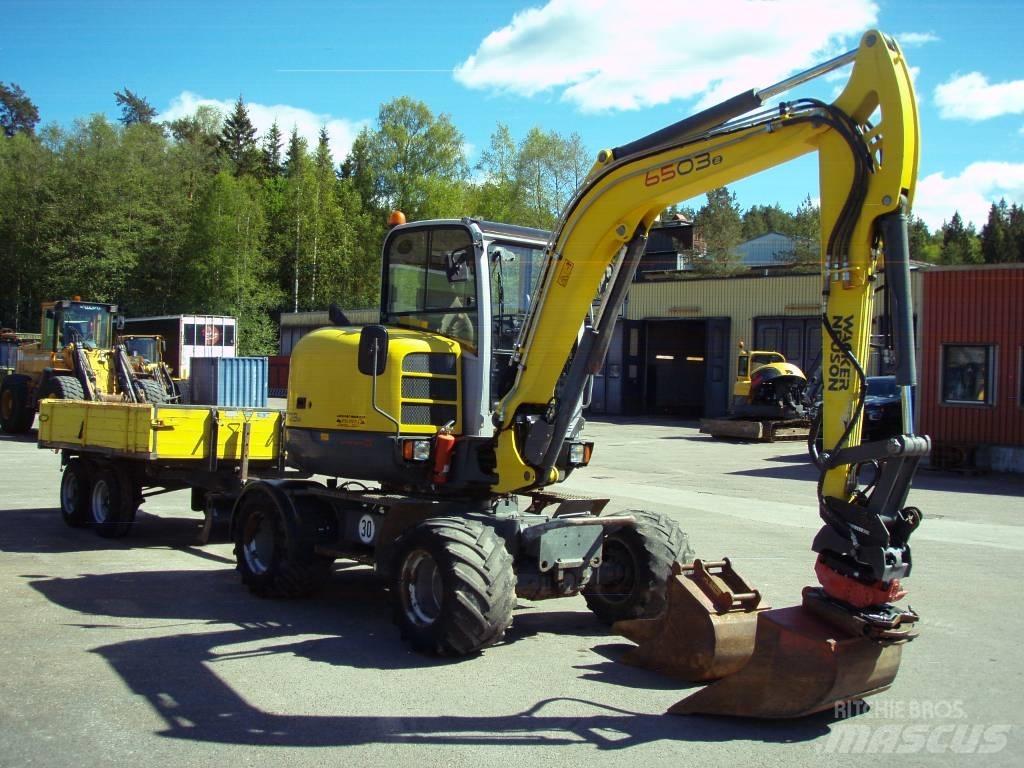 Neuson 6503-2 30Km/h Kolesové rýpadlá