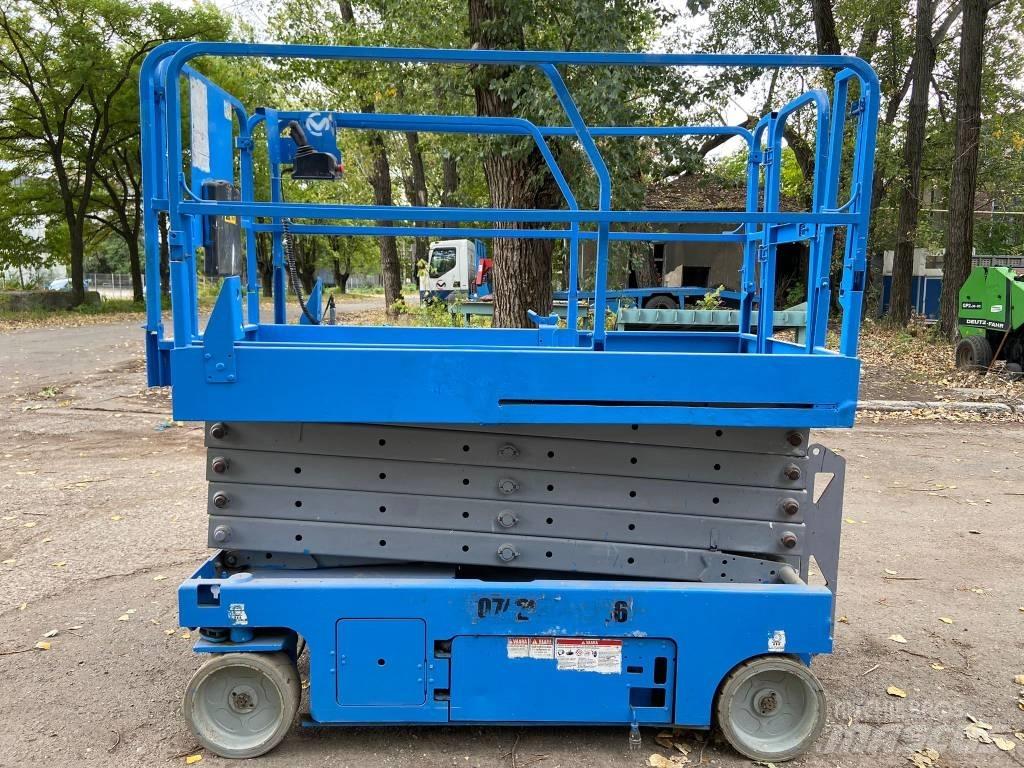 Genie GS 3246 Nožnicové zdvíhacie plošiny