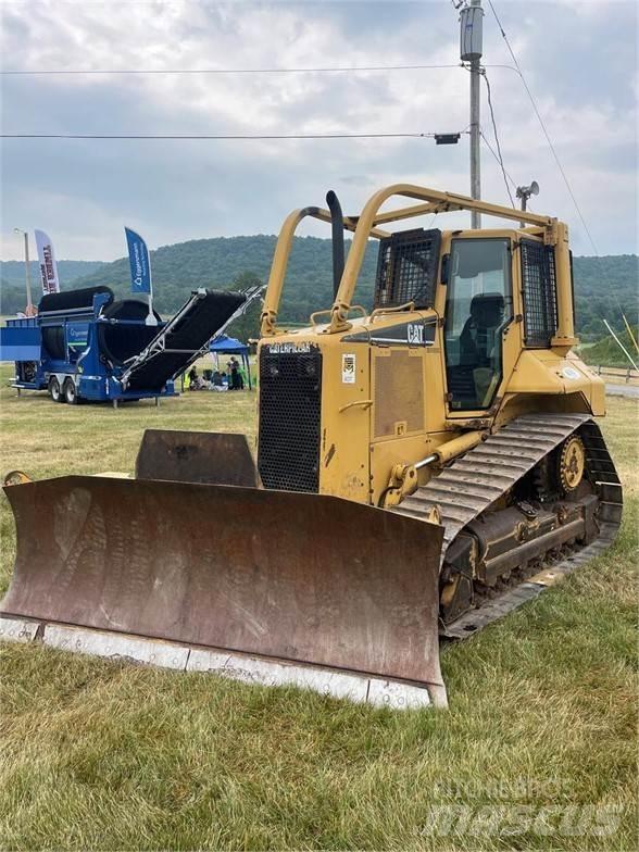CAT D5N Pásové dozéry
