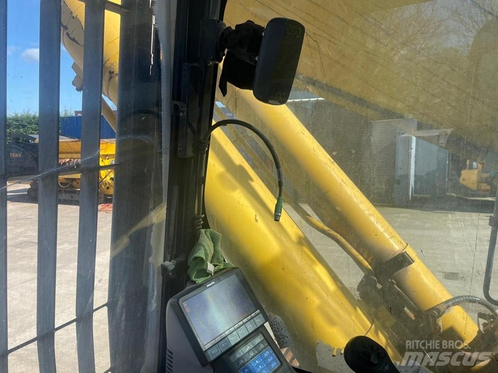 Komatsu PC490LC -10 Pásové rýpadlá