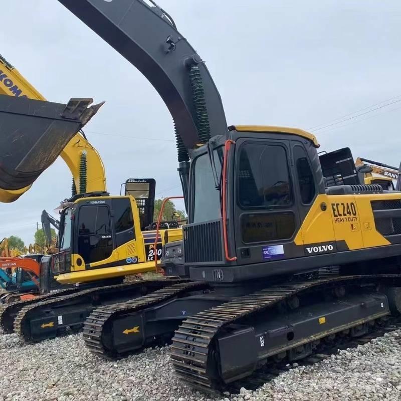 Volvo EC 240 Pásové rýpadlá