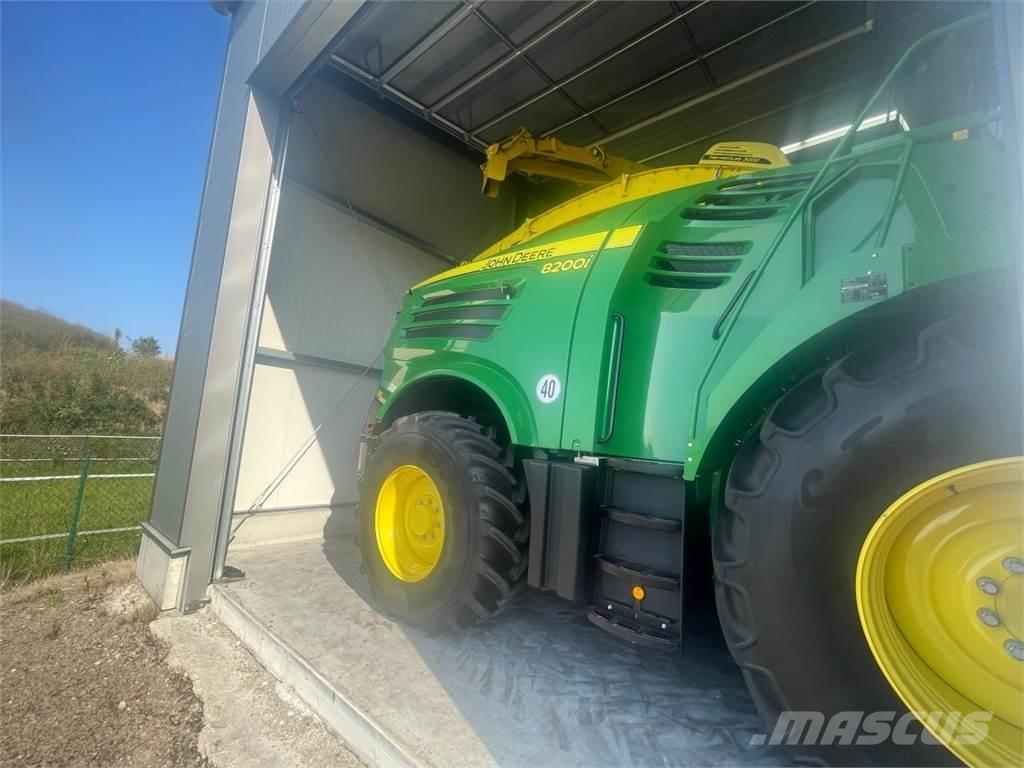 John Deere 8200i Samochodné kosačky