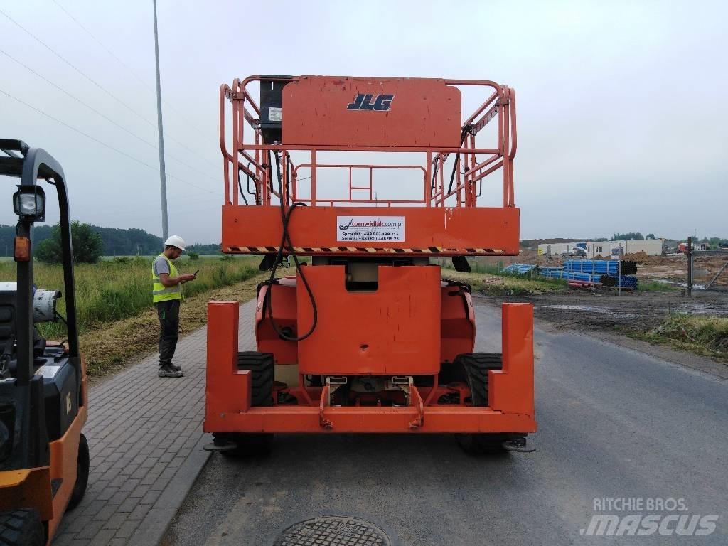 JLG 4393 RT Nožnicové zdvíhacie plošiny