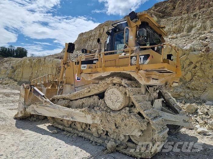 CAT D8T Pásové dozéry