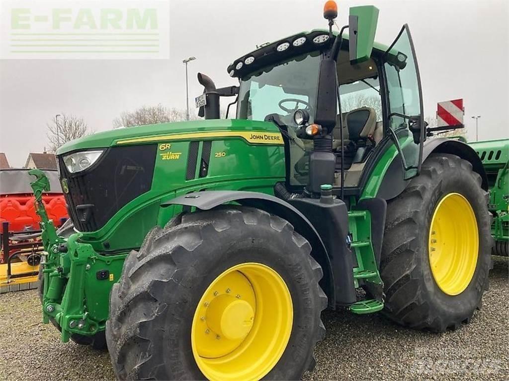 John Deere 6r250 Traktory