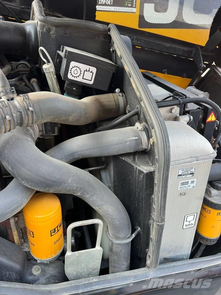 JCB 536-60 Teleskopické manipulátory