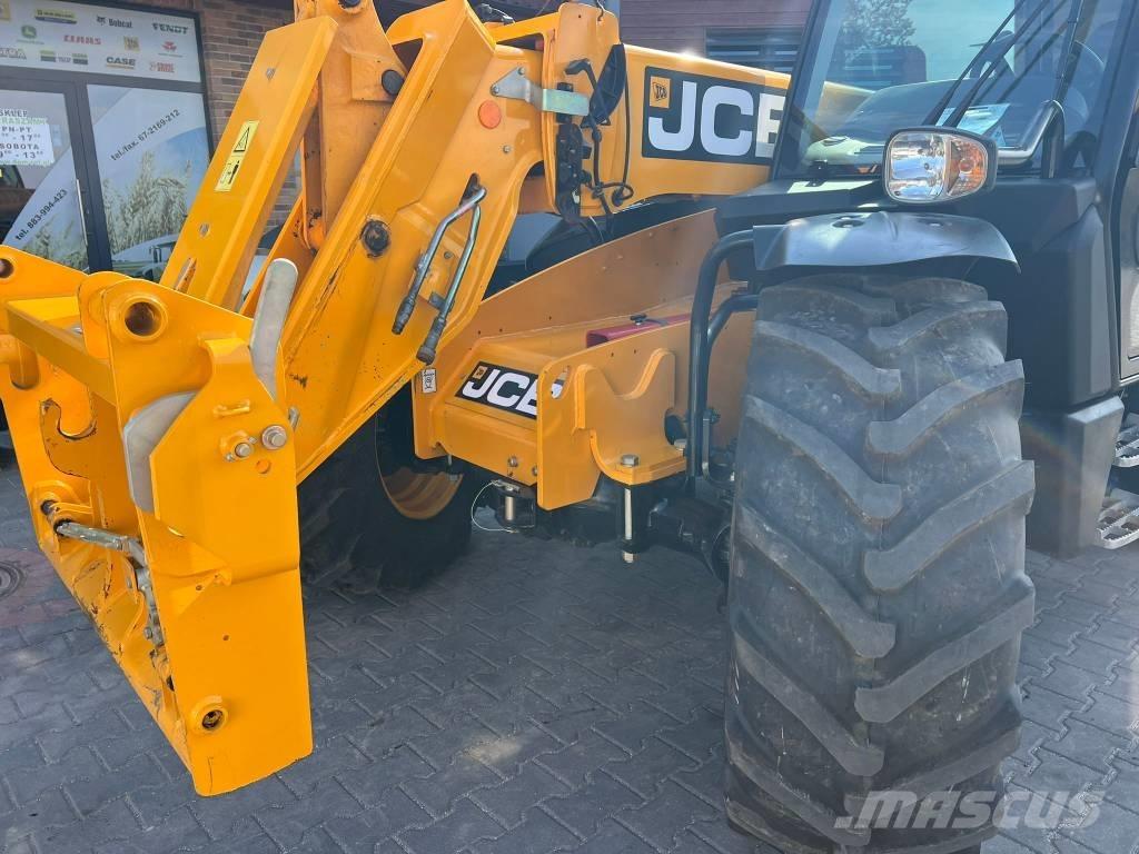 JCB 536-60 Teleskopické manipulátory
