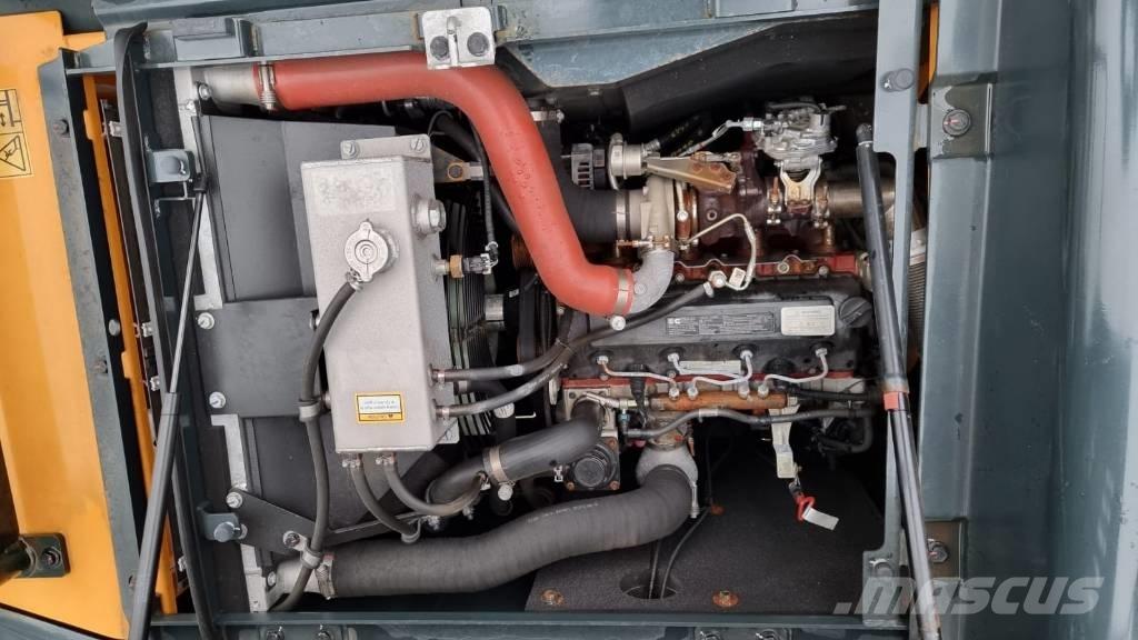 Hyundai HX 140 AL Pásové rýpadlá