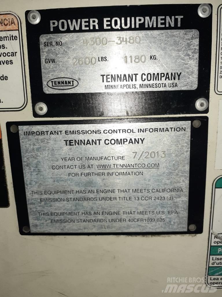 Tennant ATLV4300 Zametacie stroje