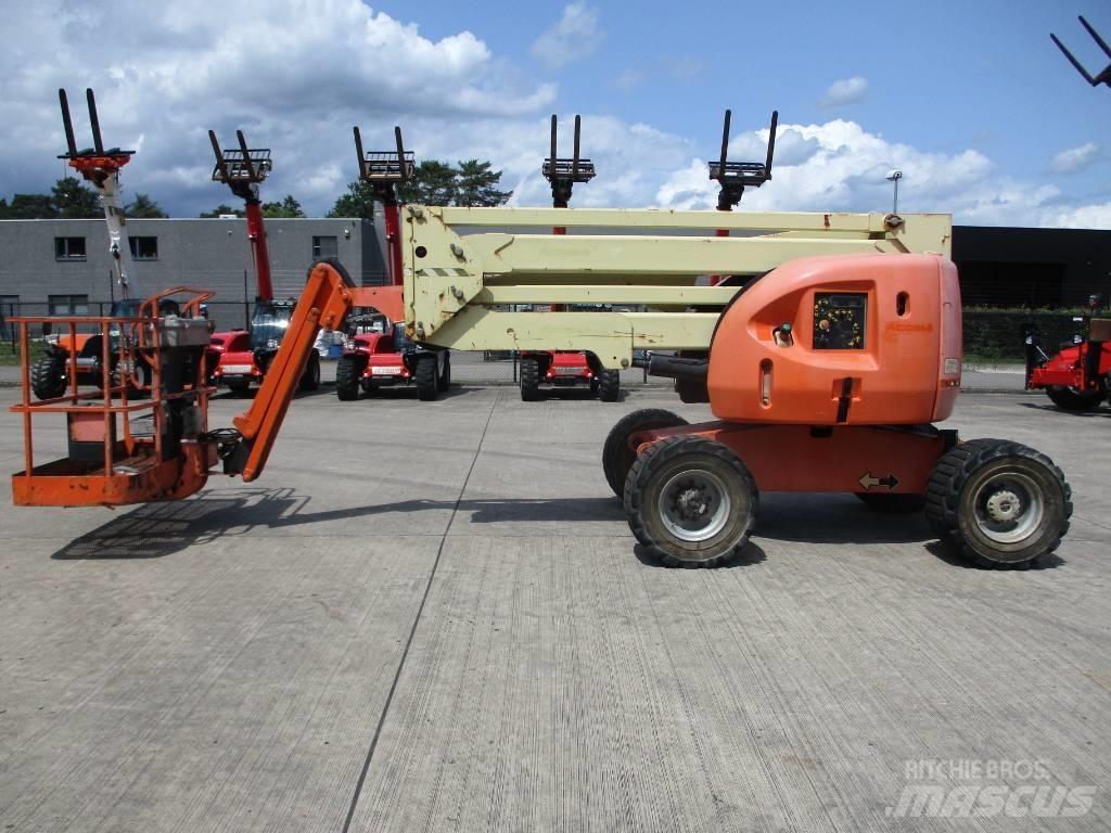 JLG 450 AJ (193) Kompaktné samohybné kĺbové plošiny