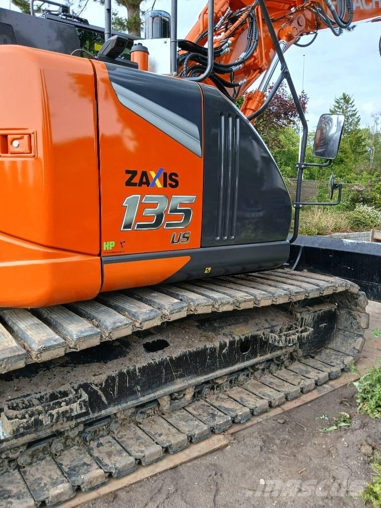 Hitachi ZX 135 US-7 Pásové rýpadlá