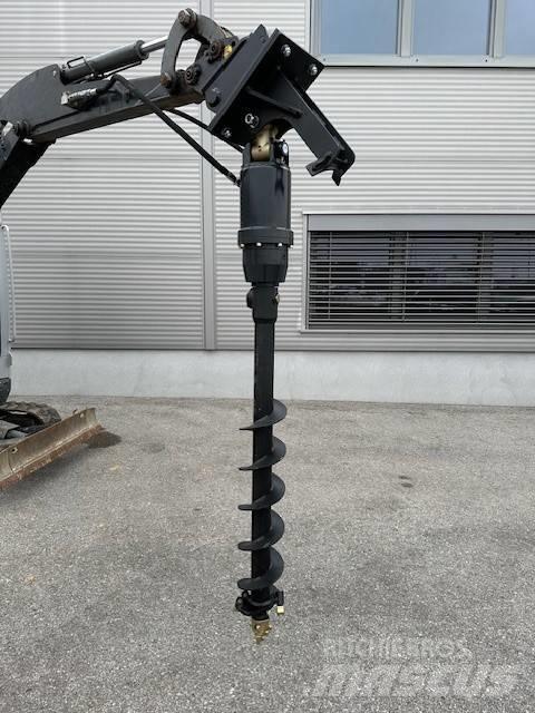  Capro EA2500 Vrtacie stroje