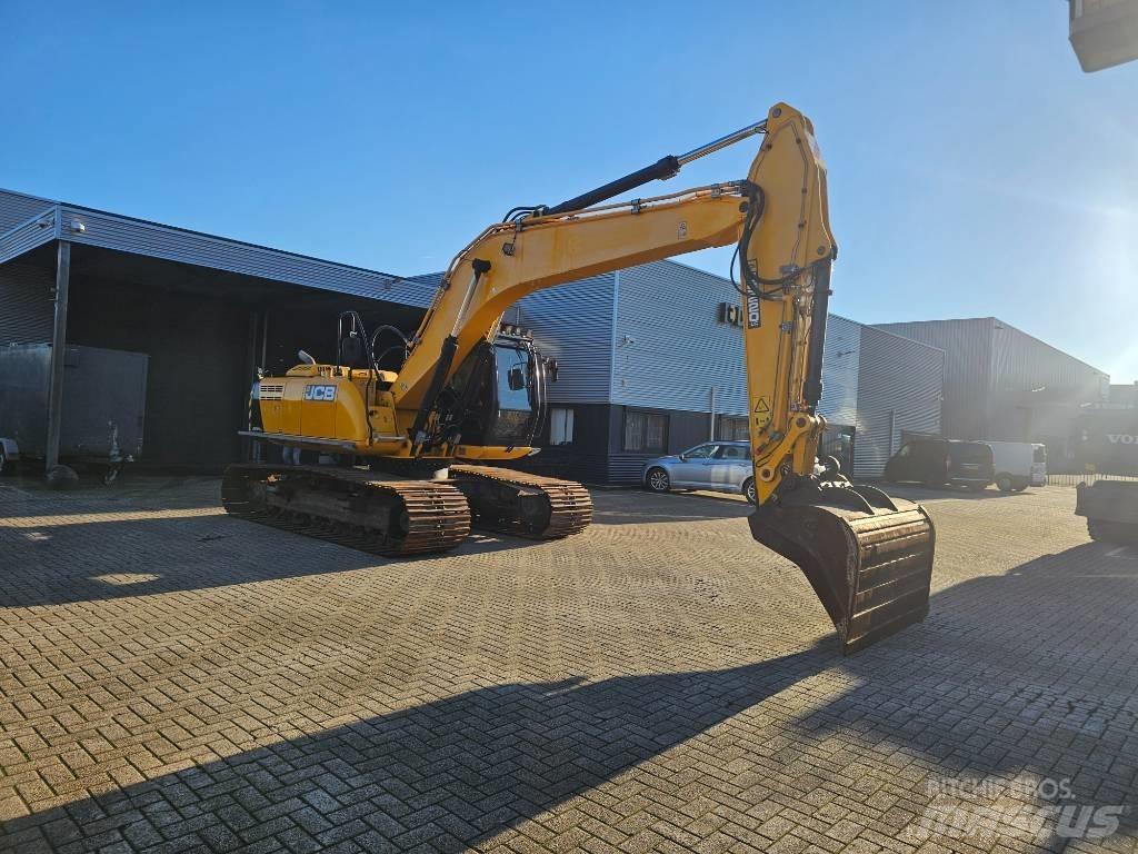 JCB JS 220 LC Pásové rýpadlá