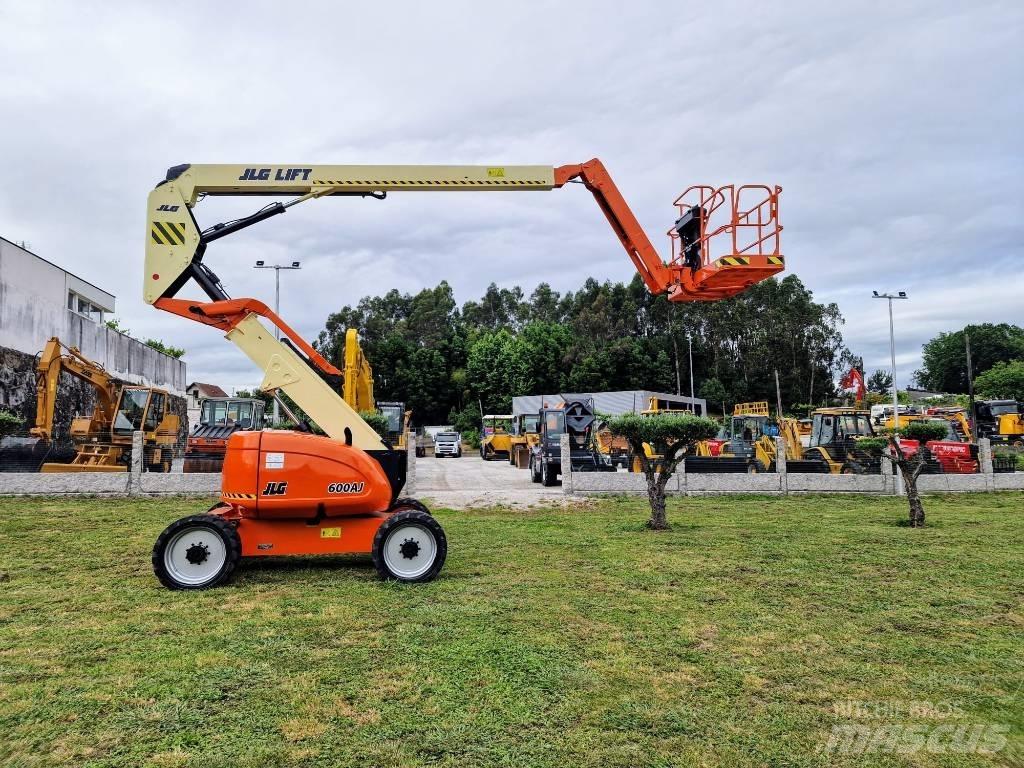 JLG 600 AJ Kĺbové plošiny