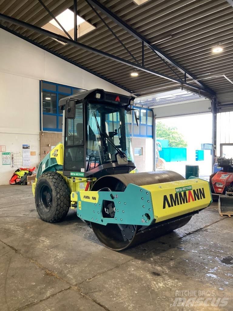 Ammann ARS 70 D Ťahačové valce