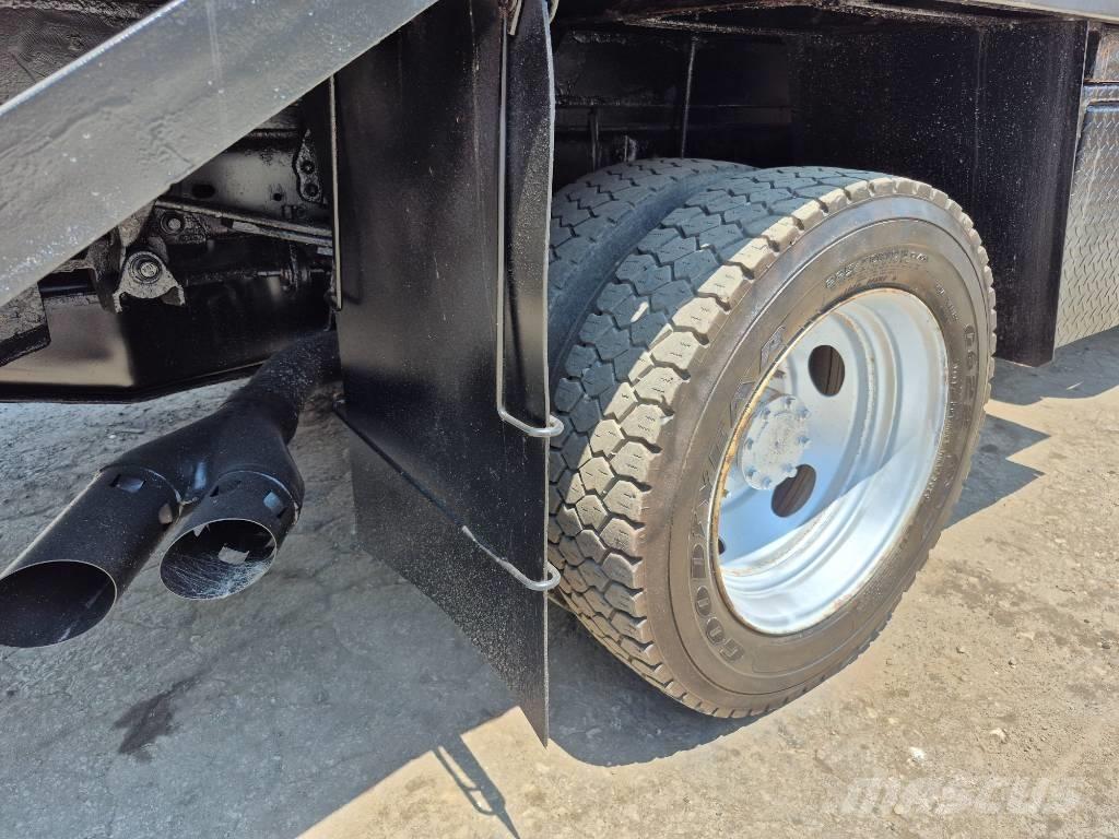 Ford F 550 Nakladacia/sklápacia bočnica