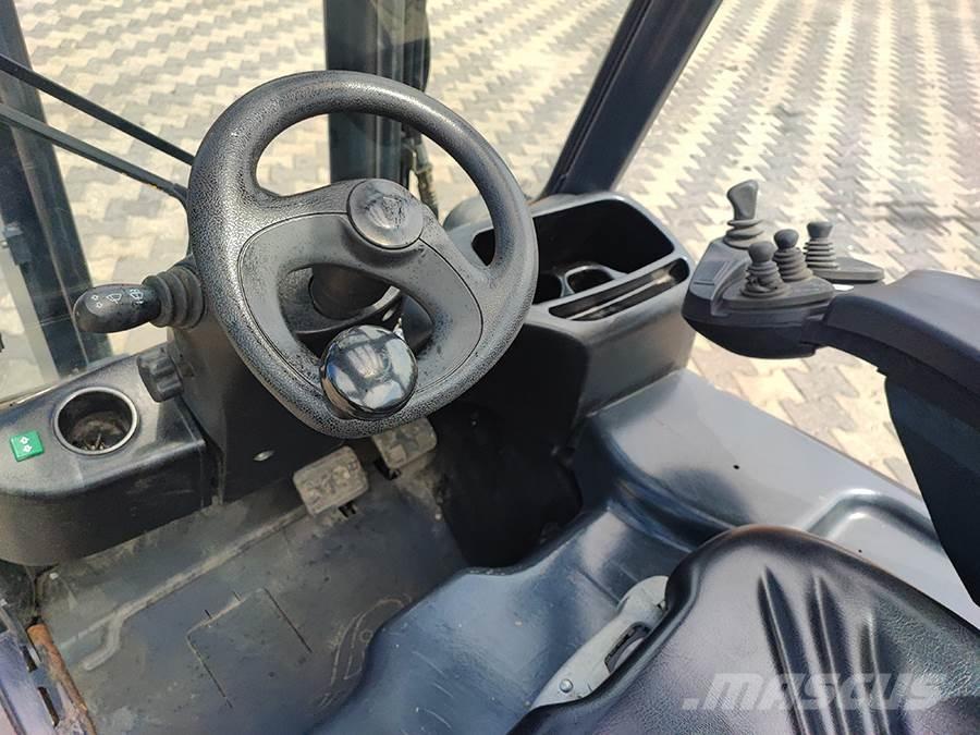 Linde E16C-01 Akumulátorové vozíky