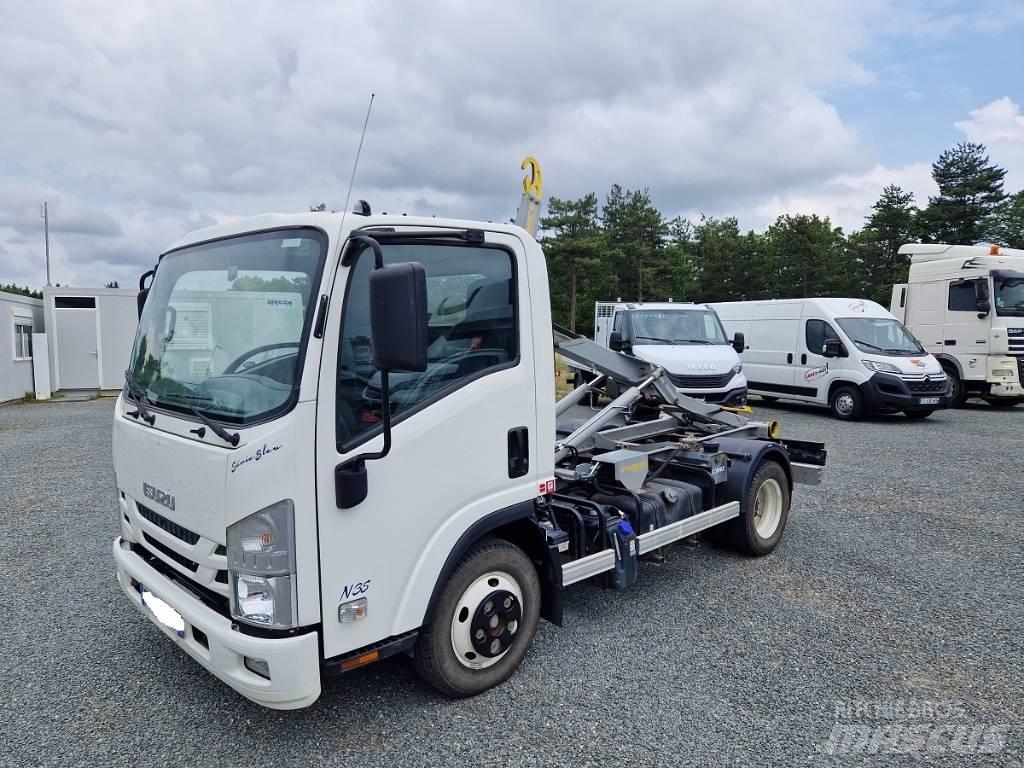 Isuzu N-Series Dodávky