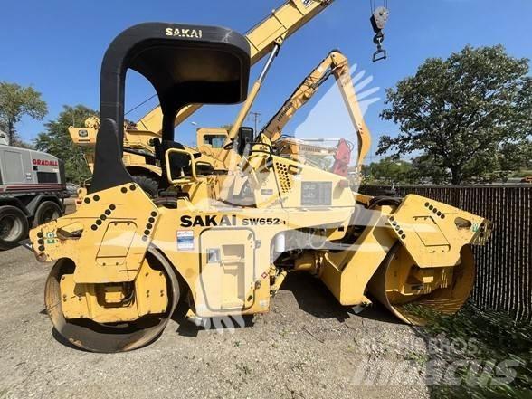 Sakai SW652 Ťahačové valce