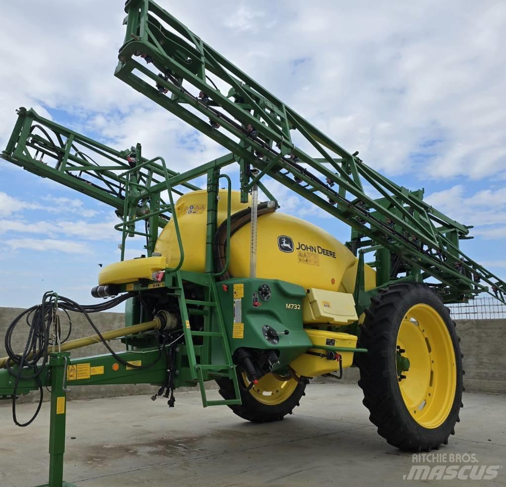 John Deere M 732 Ťahané postrekovače