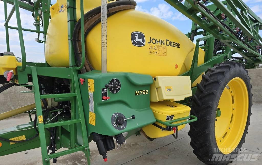 John Deere M 732 Ťahané postrekovače