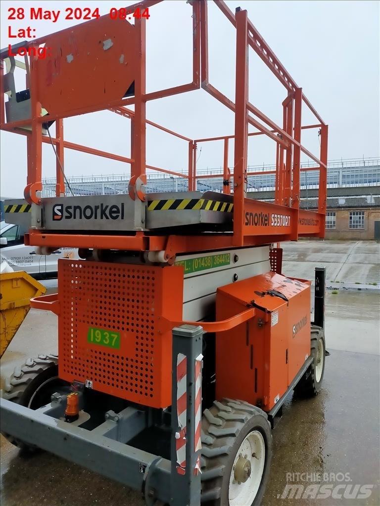 Snorkel S 3370 RT Nožnicové zdvíhacie plošiny
