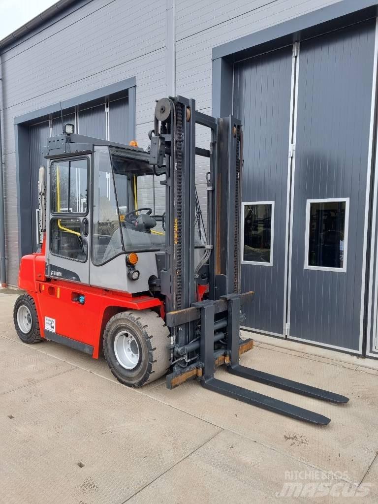 Kalmar DCE 55-6 Dieselové vozíky