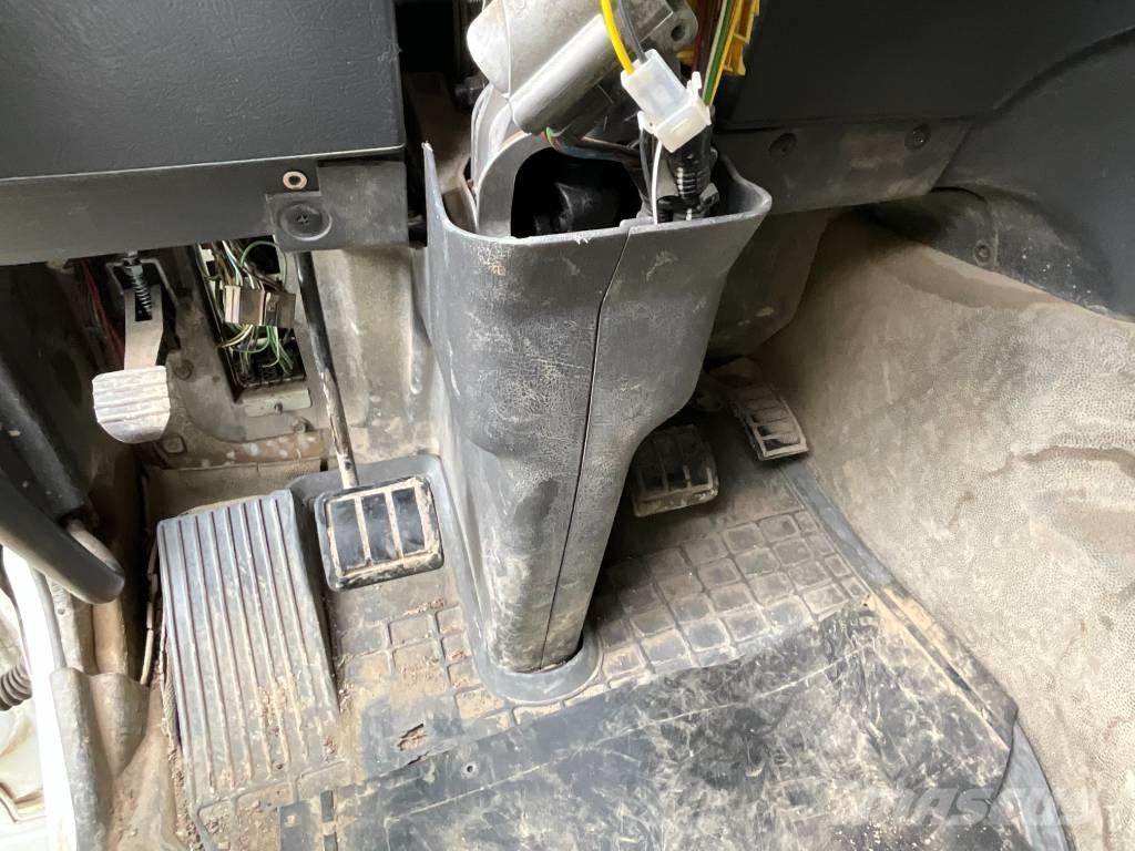 Yanmar TW 95 Kolesové rýpadlá